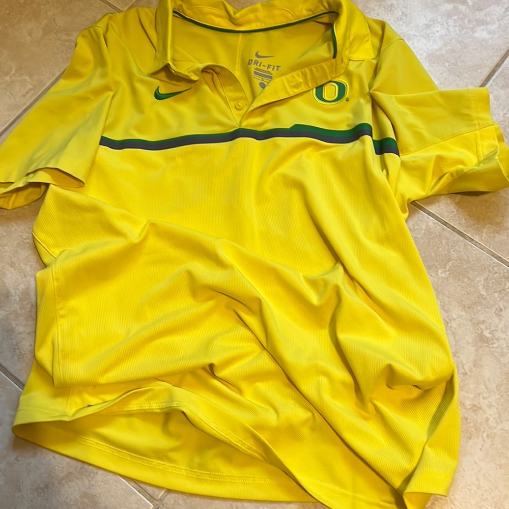BRAND NEW OREGON DUCKS DRI FIT SHIRT